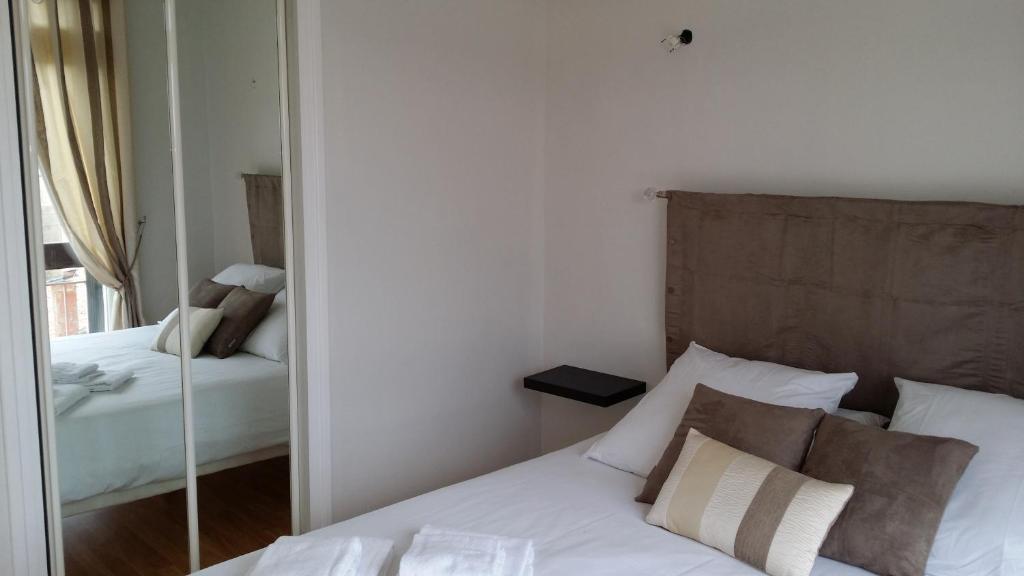 Appartement Le Saint Michel - Les Balcons De La Cite Carcassone Kültér fotó
